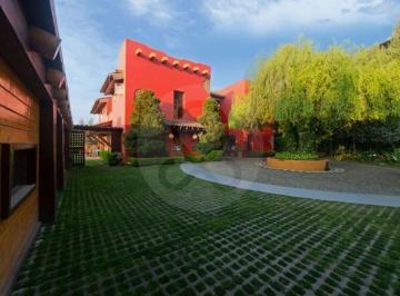 Casa en condominio · 3162m² · 5 Recámaras · 16 Estacionamientos · Casa en Condominio en Venta en Ex - Hacienda Jajalpa