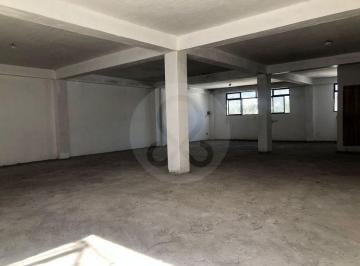 Edificio · 196m² · 2 Estacionamientos · Edificio en Renta en San Cristóbal Centro
