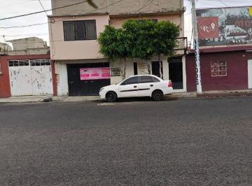 Casa de 4 habitaciones, Nezahualcóyotl · Residencia Familiar en Benito Juárez, Nezahualcóyotl
