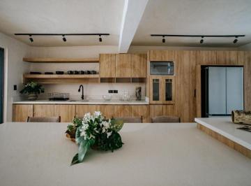 Casa · 200m² · 3 Recámaras · Casa en Venta en Mérida