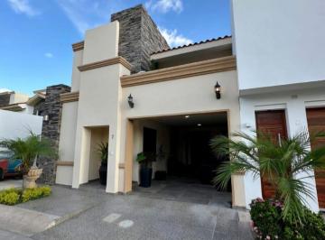 Casa · 119m² · 3 Recámaras · 1 Estacionamiento · Casa en Venta en Stanza Cantabria