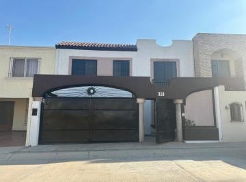 Casa de 3 habitaciones, Aguascalientes · Casa en Venta en Puesta del Sol