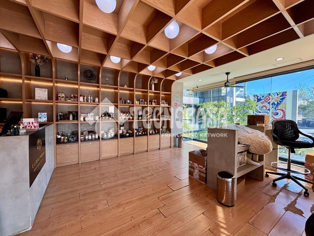 Commercial Space - For Sale