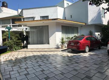 Casa de 3 habitaciones, Azcapotzalco · Claveria, Impecable Residencia en Tranquila Calle Arbolada