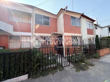 Foto · Casa en Condominio - Renta