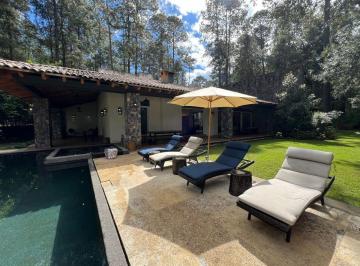 Casa de 6 habitaciones, Valle de Bravo · Casa en Venta en San Simón El Alto, Valle de Bravo