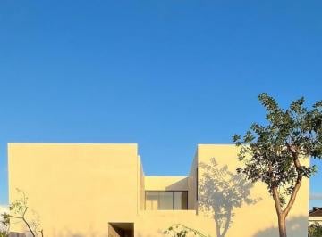Casa · 247m² · 3 Recámaras · 2 Estacionamientos · Casa en Yucatán Country Club