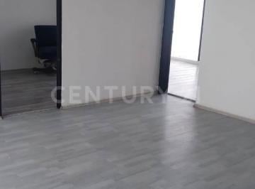 Oficina · 70m² · 3 Recámaras · 1 Estacionamiento · En 1er Piso, en Edificio de Oficinas a Media Cuadra de Barranca del Muerto.