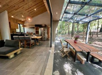 Casa de 4 habitaciones, Valle de Bravo · Casa Nórdica, Casa en Venta en Cerro Gordo, Valle de Bravo