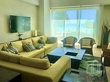 Villa · 385m² · 3 Recámaras · 2 Estacionamientos · Villa en Venta Bay View Grand, Zona Hotelera Cancun