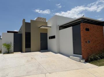 EXTERIOR 3 PUERTAS DE INGRESO · Casa Nueva en Renta Villa de Alvarez, Col.