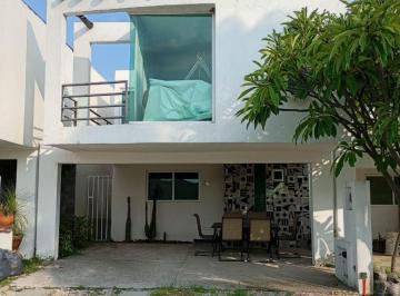 Casa de 3 habitaciones, Cuautla · Casa de 119 m² con 3 Recámaras en Venta en Sitio del Sol