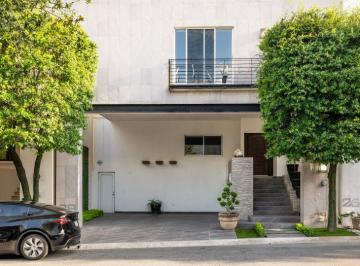 Casa de 3 habitaciones, Santa Catarina · Casa de 214 m² con 3 Recámaras en Venta en Residencial Olinca