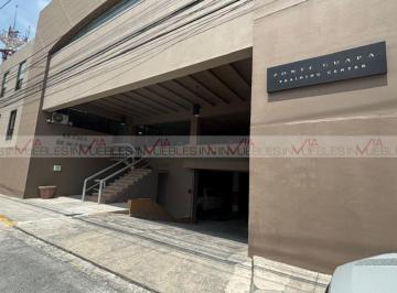 Local comercial · 32m² · 3 Recámaras · 2 Estacionamientos · Local Comercial en Renta en Monterrey