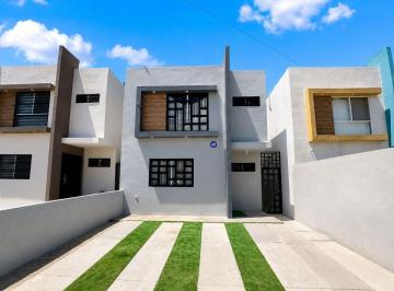 Casa de 3 habitaciones, Tijuana · Casa en Venta en Lomas de La Presa, Tijuana, Equipada y Lista Para Habitar