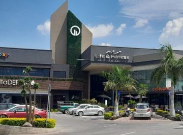 Local en centro comercial , León · Local Comercial en Renta 450 m² Leon Gto