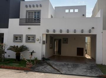 Casa · 3 Recámaras · 1 Estacionamiento · Casa en Venta en Fracc. Villas Náutico