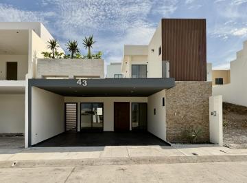 Casa · 185m² · 3 Recámaras · 2 Estacionamientos · Casa Nueva en Venta Punto Lomas
