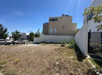 ccdc307867f8ad1ad84237de57e630c3e7e07733776e07f0ff5041ebb9e98ed0 · Terreno en Venta en Residencial Los Robles
