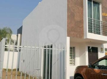 iERnde2-l.jpg · Casa en Condominio en Venta en Jardines del Valle