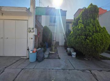 Casa · 44m² · 1 Recámara · 1 Estacionamiento · Casa en Venta en Terremoto