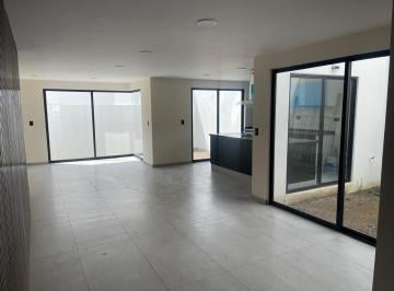 Casa · 237m² · 4 Recámaras · 2 Estacionamientos · Venta Casa Nueva en Fraccionamiento Lomas de Angelopolis Parque Rodas