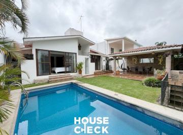 Casa en Venta de 2 habitaciones Fraccionamiento Lomas de Cocoyoc · Casa en Venta de un Solo Nivel