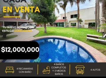 Casa · 460m² · 4 Recámaras · 4 Estacionamientos · Casa en León