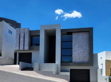 Casa de 4 habitaciones, Chihuahua · Casa en Bosques de San Francisco en Chihuahua
