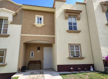 Casa en condominio de 3 habitaciones, El Marqués · Casa de 90 m² con 3 Recámaras en Renta en Zona del Mirador, El Marqués
