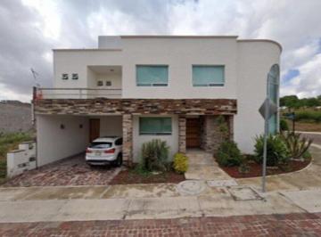 Casa de 4 habitaciones, Querétaro · Venta de Casa en Cumbres del Lago Juriquilla Queretaro