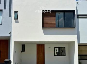 1 · Casa en Venta en Real de Valdepeñas, Boreales 2, Zapopan