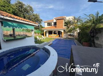 Casa en condominio de 3 habitaciones, Atlatlahucan · Casa de 450 m² con 3 Recámaras en Renta en Lomas de Cocoyoc