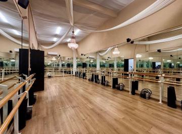 Local comercial , Mérida · Estudio Barre Equipado en Renta | Social Hub Studio