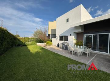 Casa de 3 habitaciones, Querétaro · Venta de Casa en Lomas de La Vista, Queretaro