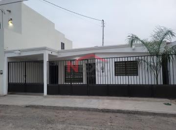 Foto principal · Casa en Venta en Col. Santa Isabel