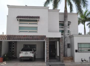Casa · 285m² · 3 Recámaras · 2 Estacionamientos · Casa en Venta | Palmas Diamante | San Nicolás de Los Garza, N. L. Precio: $6,850,000 Mxn