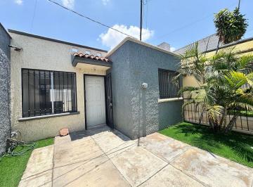 979e96a47a267f3b5732ba994ef0ad85664bc7919f3b25c52e6a6237a9ca7167 · Casa en Renta de Una Planta en Lomas de Zapopan