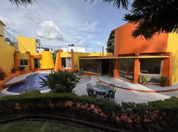 Casa · 315m² · 3 Recámaras · 6 Estacionamientos · Casa en Bellavista