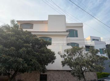 Casa de 4 habitaciones, Guadalajara · Casa en Venta y Renta en Colomos Providencia