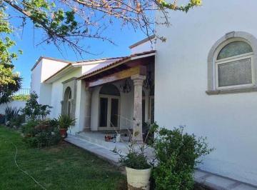 Casa · 519m² · 4 Recámaras · 4 Estacionamientos · Casa en Venta en Juriquilla Queretaro