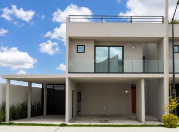 Casa en condominio de 3 habitaciones, Querétaro · Casa en Venta en Zirahuen | Residencial El Refugio