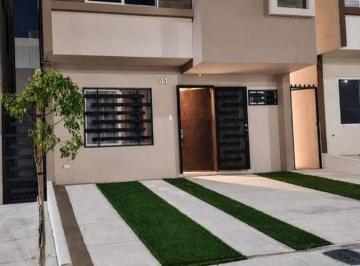 Casa de 3 habitaciones, Tijuana · Casa en Renta Mar de Asov, Tossá Santa Fe Tijuana, B. C.