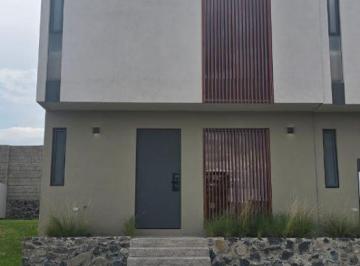 Casa de 3 habitaciones, Querétaro · Estrenala en Juriquilla! a 5 Min de Antea!