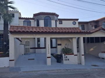 Casa de 3 habitaciones, Tijuana · Renta Casa Privada Colonial en Residencial Agua Caliente.