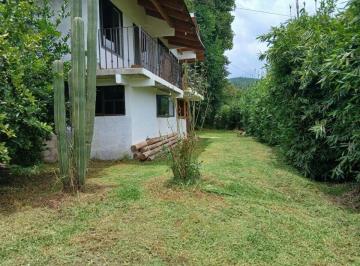 Casa de 3 habitaciones, Valle de Bravo · Renta de Casa en Acatitlan