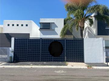 Casa de 3 habitaciones, Querétaro · Hermosa Casa en Venta