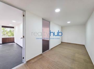 Oficina · 83m² · 1 Estacionamiento · Oficina con Excelente Ubicación, Sobre Insurgentes, en Crédito Constructor