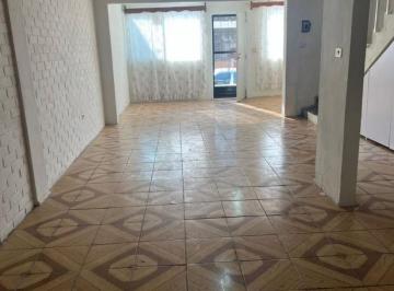 Casa de 3 habitaciones, Saltillo · Casa Renta Col. Olmo con Recámara Abajo