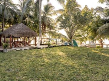 Villa de 21 habitaciones, Bacalar · Venta de Hermosa Villa con Frente de Laguna en Bacalar